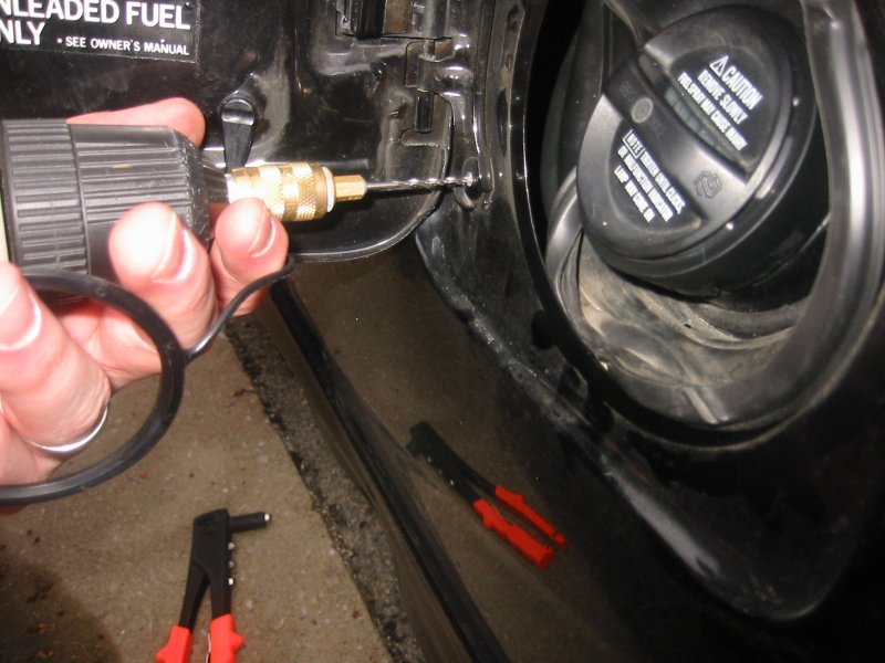 b0549acd23854617c71e0a9d4002e1ff  Install of TRD Fuel Door