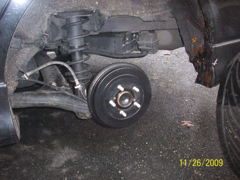 096f12026d30fe3ff6791261c4aa1455  Removing, cleaning and adjusting rear drum brakes