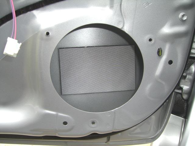 68b3f93fca7f78caab2b6dbd673474ac  How to replace speakers w/o destroying stock speakers